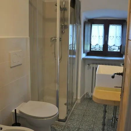 Villa Il Borgo Di Monica Domodossola Exterior foto